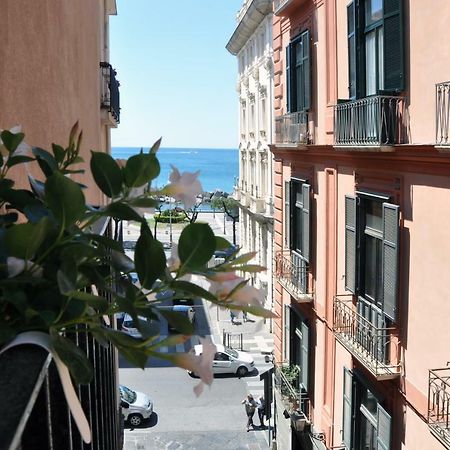 Capofortuna B&B Salerno Centro Buitenkant foto